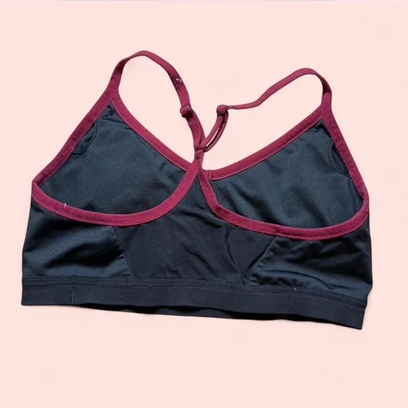 Nike Seminoles Women's Sports Bra - black and Burgundy - Picture 2 of 3